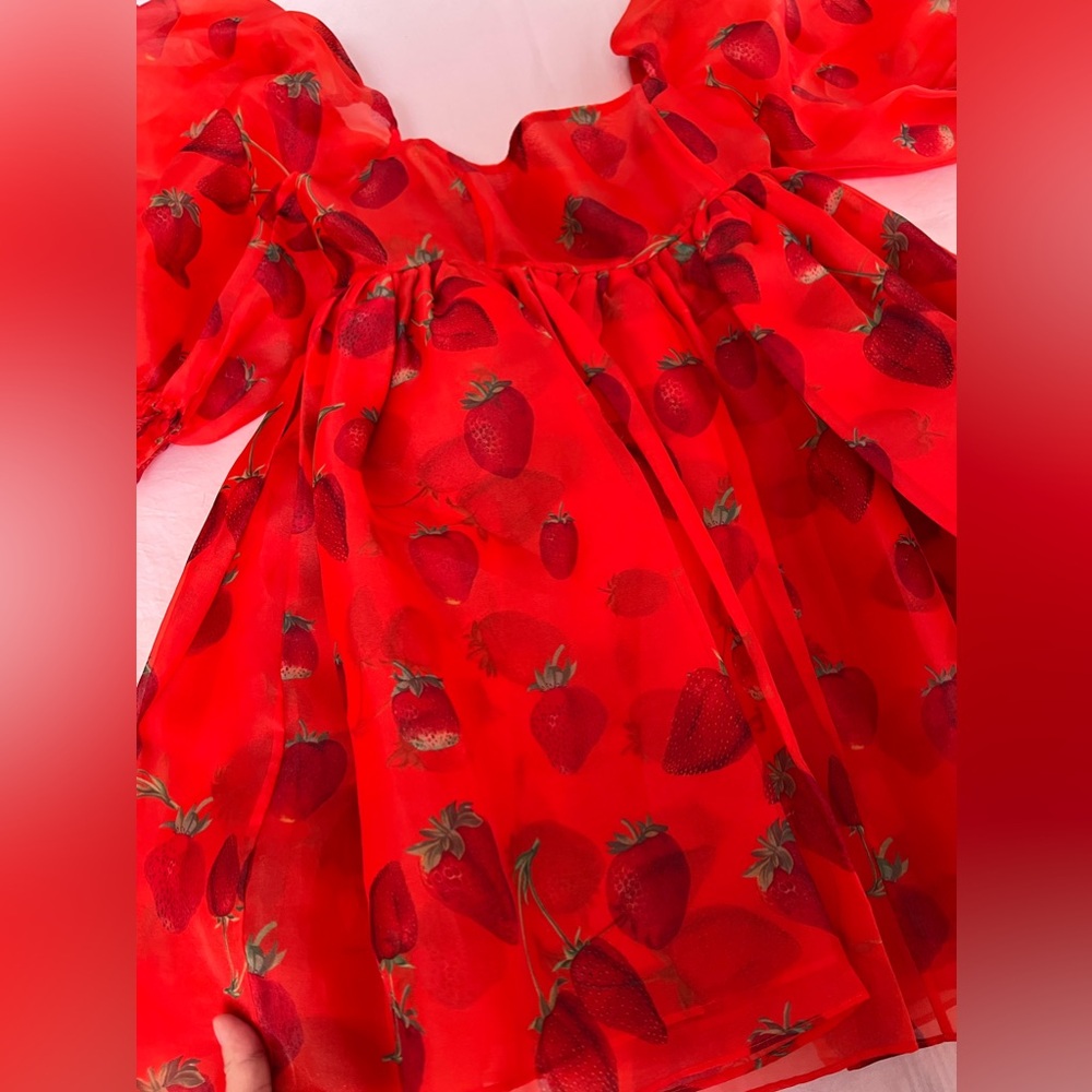 Selkie Strawberry Dress - Picture 5 of 8